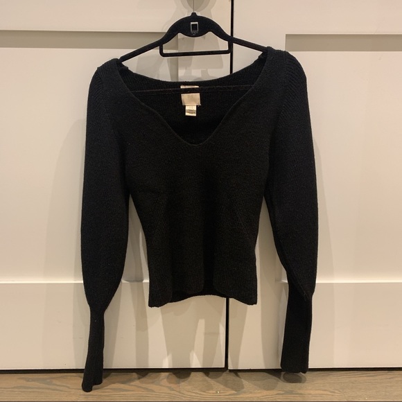 HM HEART SHAPE NECKLINE RIBBED KNIT SWEATER - Picture 3 of 6